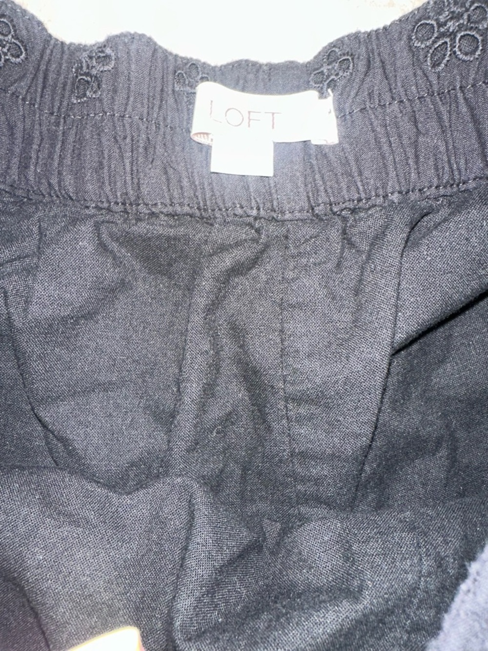 LOFT Black Eyelet Scalloped Pull on Shorts - Picture 3 of 5